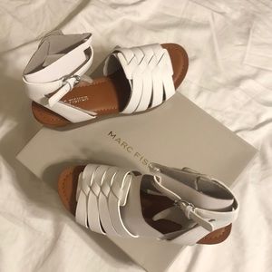 Marc Fisher pastya Wedge sandals